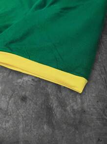 Manfinity Homme Manfinity Hypemode 男士拼布 T 恤，绿色和黄色巴西足球运动元素和字母印花图案，撞色拼布短袖 - 彩色 - 查看 5