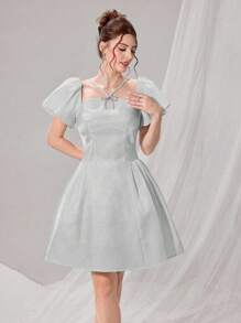 Poshira Đầm ngắn thắt eo tay bèo nhún nơ thanh lịch cho nữ - Màu Xám nhạt - Xem 3