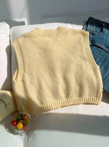 Comfortcana Cream Butter Yellow Ladies New Sleeveless Twisted Metal Button Sweater Vest Suitable For Spring, Summer, Autumn And Winter Vacation - Apricot - View 2