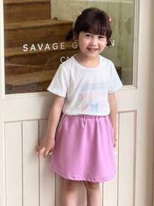 SHEIN Conjunto de camiseta con estampado de lazo y logo, y minifalda casual para niña - Multicolor - Ver 5