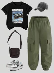 SHEIN 休闲两件套服装，趣味图案印花 T 恤和工装裤套装，适合幼儿男孩 - 黑色 - 查看 2