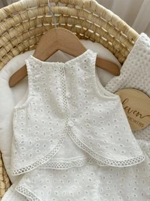 Baby Girl Summer Cute Holiday Embroidered Hollow Out Lace Sleeveless Top With Elastic Waist Shorts Set - White - View 3