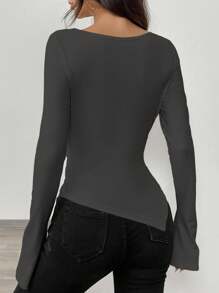 Zielony 垂坠领口露肩不对称下摆针织 T 恤