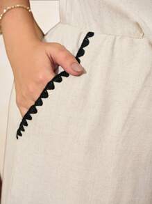 SHEIN Clasi جمبسوت نسائي بمقاس كبير للصيف بياقة على شكل حرف V وأكمام خفاشية، كاجوال أنيق بألوان متباينة وحافة صدفية، أسود، ملابس يومية للعطلات وملابس عمل كاجوال - لون مشمشي - مشاهدة 7