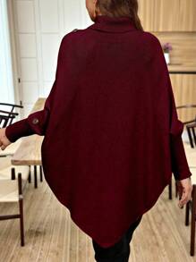 Linhara بونشو كنزة صوفية محبوك بأكمام خفاش وياقة عالية بأزرار، لون أحادي أنيق مناسب للخريف والشتاء - عنابي اللون - مشاهدة 2