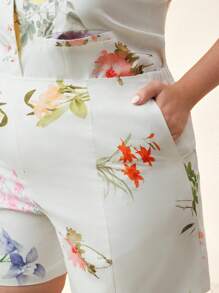 Anewsta Plus Size Floral Print Commuting Sophisticated Elegant Casual Shorts