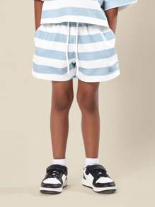 SUMWON Set coordinato oversize a righe con stampa dello slogan "Make It Happen", stile casual estivo, due pezzi, t-shirt a maniche corte e pantaloncini corti dal fit comodo, abbigliamento streetwear moda bambini