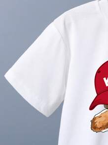 GraphicGems 2 件套幼儿男童酷熊图案圆领短袖白色 T 恤和红色短裤休闲装