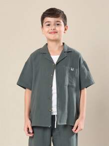 SUMWON Ensemble coordonné d'une chemise décontractée d'été à col chemise et d'un pantalon, en coton texturé, avec un look lin. Tenue de plage et de villégiature