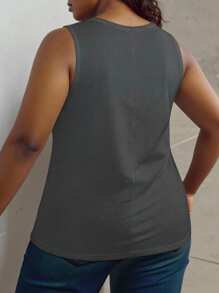 SHEIN LUNE 大码休闲标语印花耳机耳塞装饰背心，夏季 - 深灰色 - 查看 2