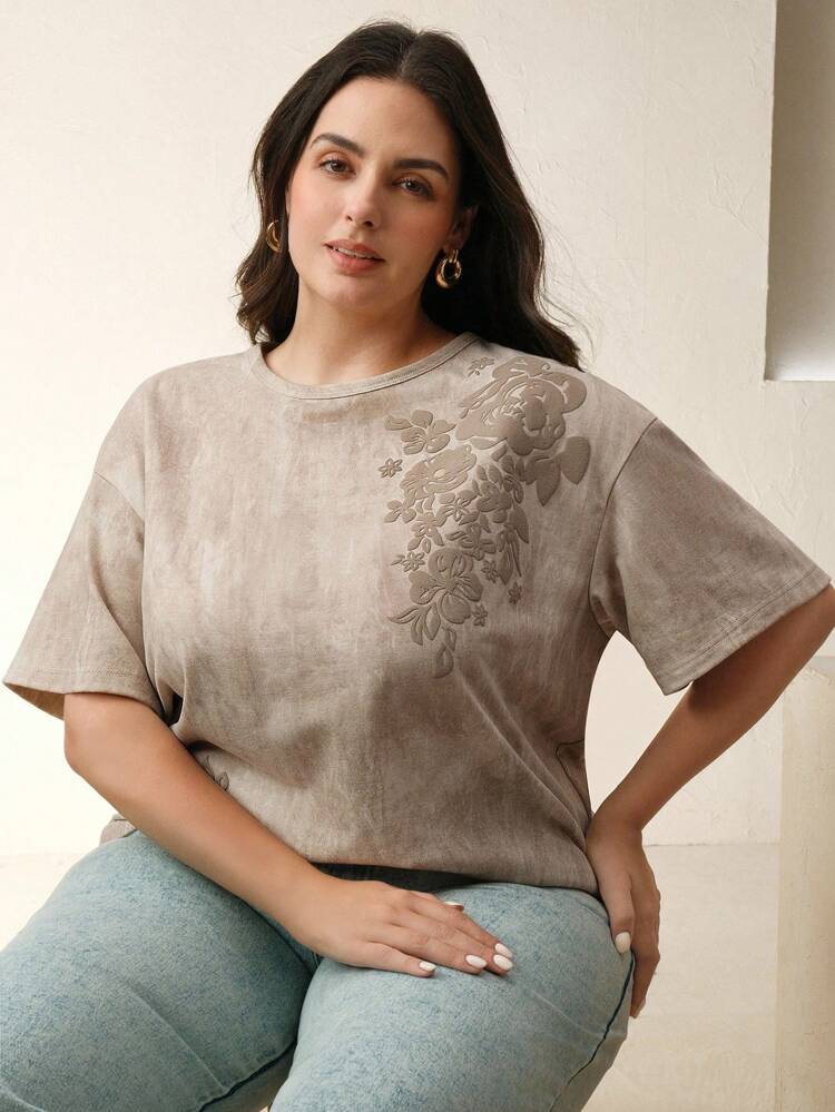 Reguläres säuregewaschenes floriertes T-Shirt, moderner Pendelstil, Frühling/Sommer