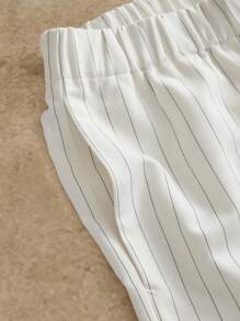 Manfinity BRENVOR Striped Elastic Waist Pockets Floral Embroidery Summer Men Pants - White - View 4