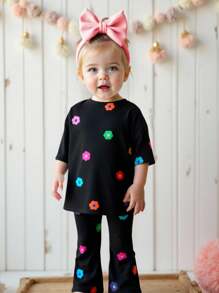 SHEIN 女婴宽松休闲简约舒适圆领插肩花卉印花 T 恤和喇叭裤套装