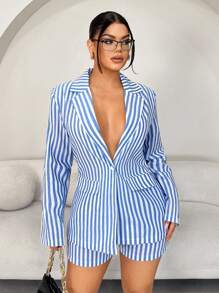 SHEIN SXY 女式蓝白条纹印花翻领深 V 领垫肩西装外套和短裤套装，春夏商务休闲装，女式条纹西装外套套装，条纹西装外套短裤套装，女式条纹西装套装，蓝白条纹西装，夏季西装外套套装，返校装，女士教师装，商务休闲女装，女士优雅连衣裙，女士办公室装，女士休闲套装，秋季女装，女士冬装，教师装，女士节日装，女士机场装，老钱风格女装，长袖，商务休闲装 - 藍白色 - 查看 3