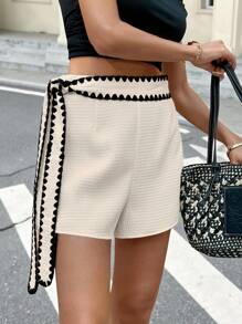 SHEIN Frenchy Women Black And White Summer Elegant Brunch Casual Shorts,Textured Fabric Color Block Lace-Up Bow Waist Contrast Trims,Fashionable Vacation Wear - Multicolor - View 2