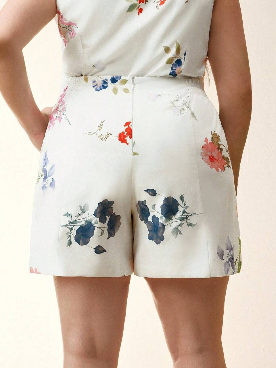 Plus Size Floral Print Commuting Sophisticated Elegant Casual Shorts