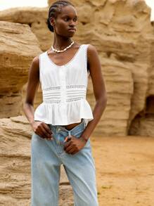 Lumivelle 2025 新款舒适吊带背心下摆吊带上衣，法式白色无袖背心，适合女士夏季外套；2025 新款蕾丝花边 U 领收腰吊带上衣，法式蕾丝镂空无袖百搭背心，适合女士夏季；蕾丝花边褶皱无袖吊带衬衫，女士衬衫；前开式休闲时尚百搭无袖吊带上衣 - 白色 - 查看 3