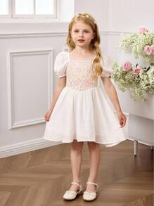 SHEIN Cute White Floral Polyester Young Girls Dress With Square Neck And Puff Sleeves. Perfect Flared Princess Party Dress For Young Girls. - White - View 3