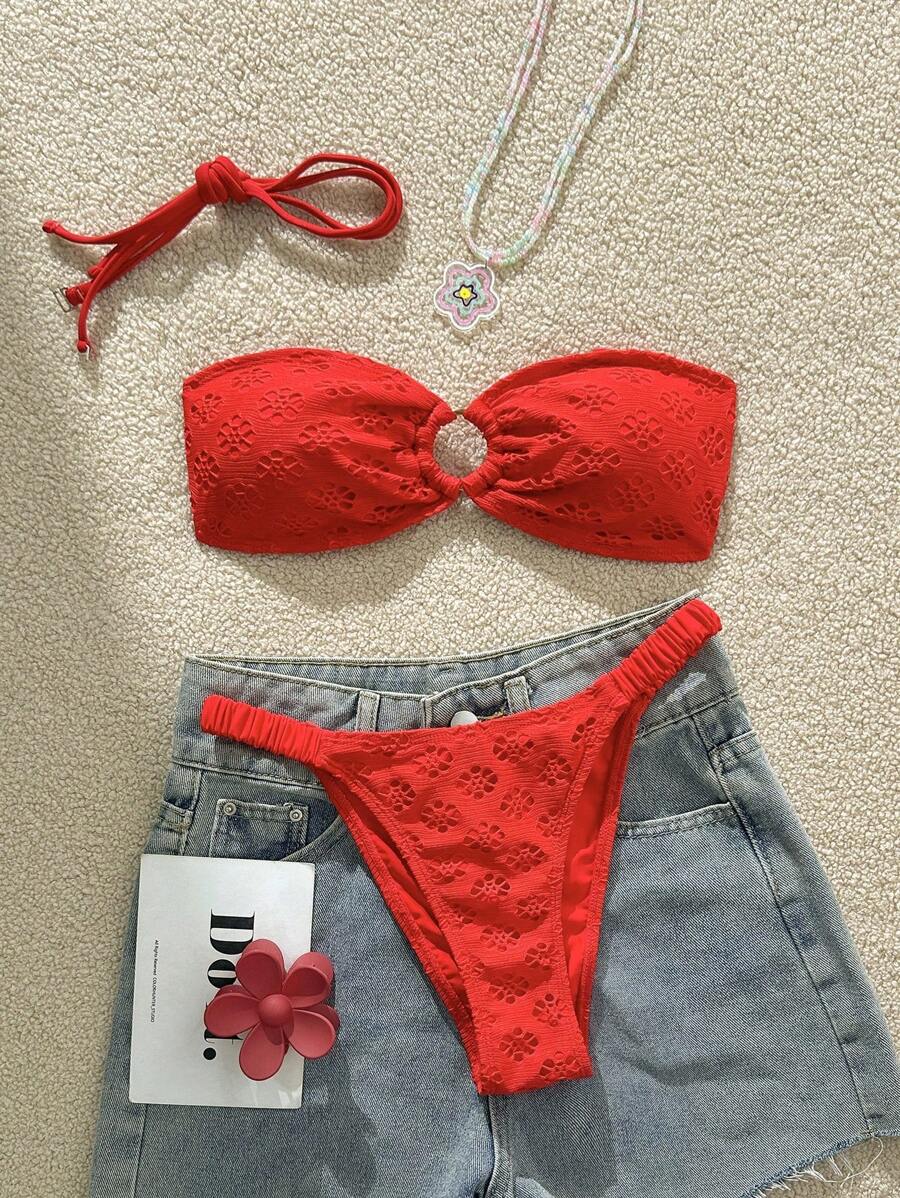 SHEIN Ensemble de bikini bandeau en tissu floral ajouré de couleur unie pour femmes, parfait pour les vacances d'été
