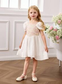 SHEIN Cute White Floral Polyester Young Girls Dress With Square Neck And Puff Sleeves. Perfect Flared Princess Party Dress For Young Girls. - White - View 5
