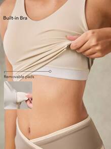 OutZeal 吸汗排汗撞色运动文胸可拆卸罩杯低冲击瑜伽普拉提工作室日常 - 米色 - 查看 2