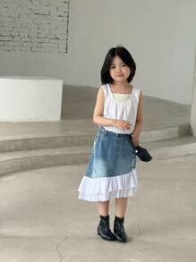 SHEIN 年轻女孩牛仔纯色简约日常牛仔布与网眼撞色 A 字裙、约会夜裙、感恩节、可爱裙、狂欢节、早午餐女士、秋季裙、约会夜裙 - 淺色水洗藍 - 查看 4