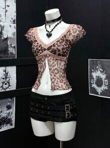 EgrlEra 女士性感露肩蕾丝边动物印花上衣，适合海滩和度假穿着 - 彩色 - 查看 1