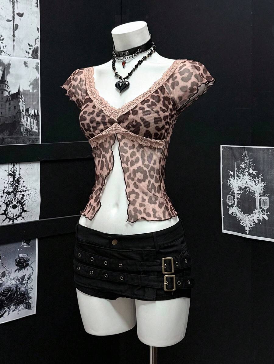 EgrlEra 女士性感露肩蕾丝边动物印花上衣，适合海滩和度假穿着 - 彩色 - 查看 1