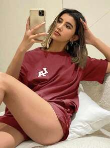 DAZY Set de pijama de 2 piezas con camiseta de manga corta con estampado de letras y shorts para hombre, ropa de estar por casa de corte holgado
