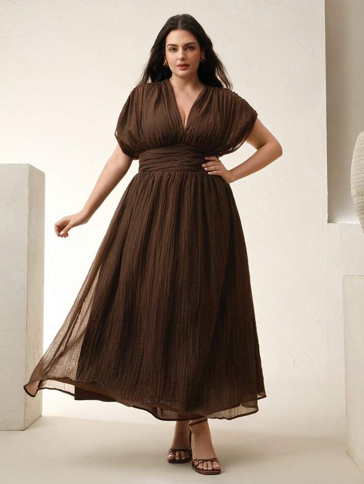 Plus Size Women Summer V-Neck Ruched Shoulder Sleeve Dress, Suitable For Beach Vacation