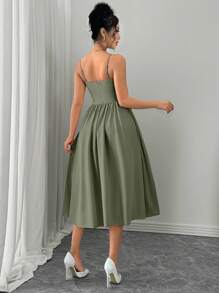 Rafferiza 时尚百搭细肩带收腰喇叭下摆派对连衣裙，适合秋冬季女性 - 墨綠色 - 查看 2