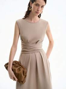 Aalyst 卡其色简约休闲宽松圆领系腰无袖长裙，优雅百搭风格 - 卡其色 - 查看 6