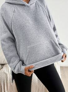 SHEIN بلوزة هودي للحوامل بجيب جانبي وبلون أحادي - رمادي - مشاهدة 7