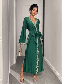 SHEIN Bata de dormir de punto con mangas anchas y decoración de ribete bordado para mujer, otoño - Verde - Ver 3