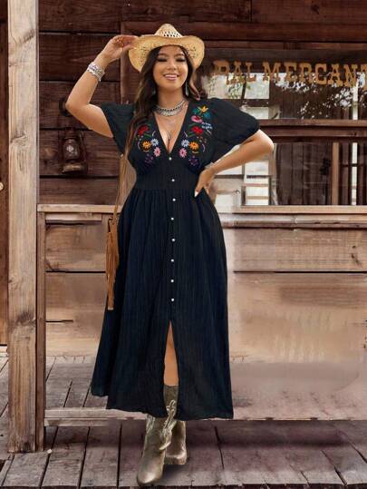 SHEIN LUNE Plus Size Casual Floral Embroidered Dress For Vacation