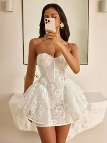 Vowa 优雅高贵的宫廷风白色蕾丝无肩带A字连衣裙，带鱼骨支撑，收腰设计，适合单身派对、婚礼、毕业典礼、度假、新娘送礼会、情人节等场合。 - 白色 - 查看 6