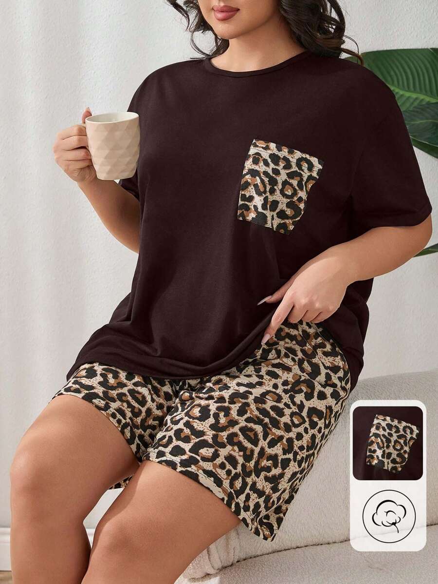SHEIN Cottnline Conjunto de pijama de 2 piezas para mujer talla grande con Top de manga corta con bolsillo con estampado de leopardo y pantalón corto con estampado de leopardo para uso en casa - Marrón - Ver 1