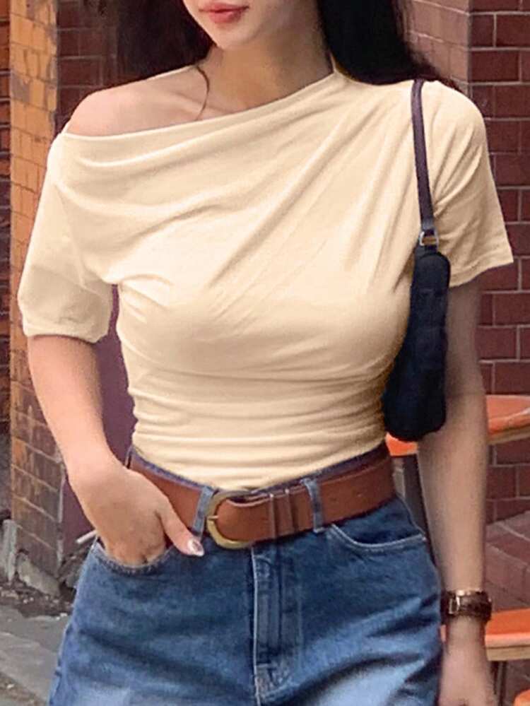 Solid Color Asymmetrical Shoulder Fitted Short Sleeve White Women's T-Shirt