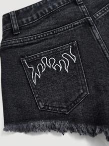 SHEIN PETITE 夏季休闲水洗刺绣牛仔短裤 - 黑色 - 查看 3