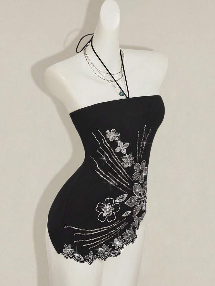 SHEIN ICON Women's Black Asymmetrical Knitted Bandeau Top With Sparkly Floral Design. A Casual Regular Length Strapless Blouse For Everyday Style. | SHEIN USA