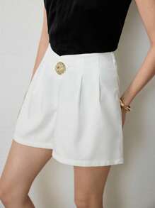 Uhlyne 女士优雅金属装饰通勤短裤，夏季 - 白色 - 查看 3
