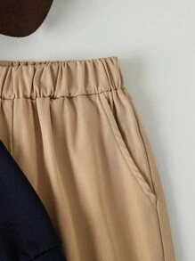 SHEIN 小男孩時尚休閒口號印花衛衣與卡其褲套裝，適合春秋季、職業日、返校季，海軍藍學院風童裝 - 彩色 - 查看 7
