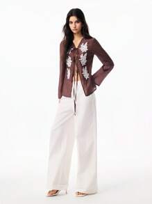 LYSMO 女士棕色领结细节刺绣轻薄喇叭袖衬衫，适合春夏穿着，打造波西米亚风情和夏季度假造型，2025 新款上市 - 棕色 - 查看 7