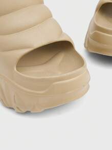 Sugerpunk Y2K 风格坡跟厚底休闲舒适一脚蹬凉鞋，适合女士外出和街头散步