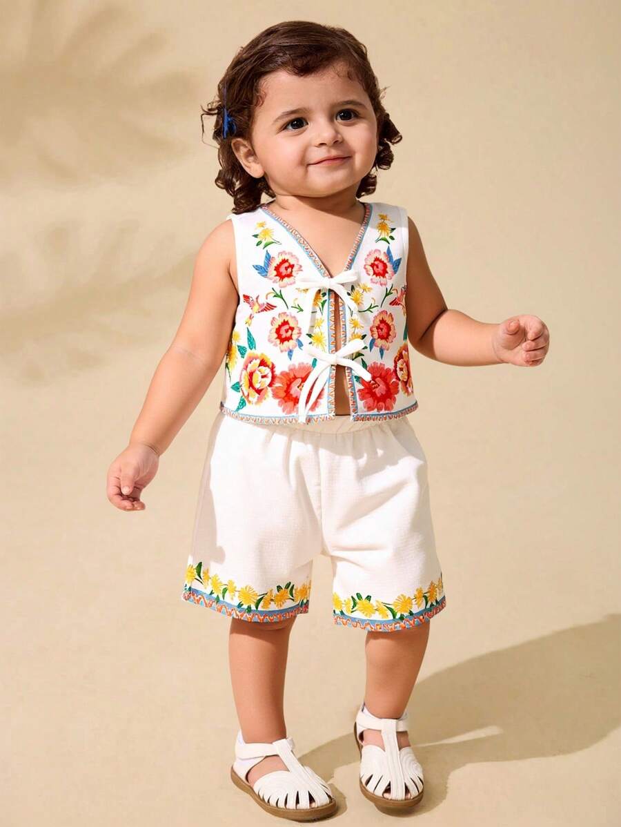 SHEIN Baby Girl Floral Print Halter Top With Tie Front And Matching Shorts Set - White - View 1