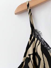 EMERY ROSE Débardeur femme grande taille avec rayures et imprimé zébré contrastés en dentelle, adapté pour l'été