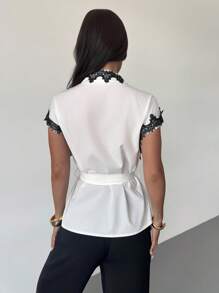 Firerie 女士白色 V 领蕾丝拼接腰带衬衫，优雅办公室女士衬衫，春夏服装，通勤、正式、工作、母亲节 - 白色 - 查看 2