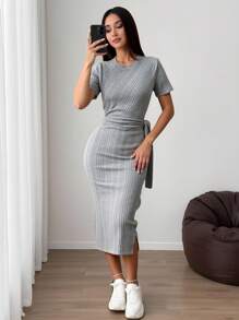 SHEIN EZwear Sukienka damska w rozmiarze plus size, jednokolorowa, z okrągłym dekoltem i krótkim rękawem, wiązana z boku, z bandażem i linią A - Szary - Zobacz 4