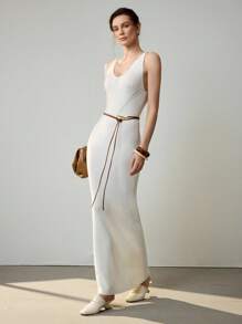 Uhlyne 女士简约婚礼宾客礼服，优雅温柔高端 V 领无袖修身扭纹紧身针织连衣裙，适合夜间外出、约会之夜 - 白色 - 查看 7