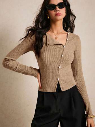 Poéselle 女士T恤纯色单排扣长袖罗纹针织T恤圆领长袖修身针织上衣灰色T恤不对称领口针织上衣休闲T恤女装长袖女上衣纽扣T恤春装